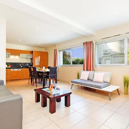Carnot Apartamento