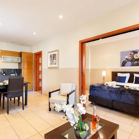 Carnot Apartamento *